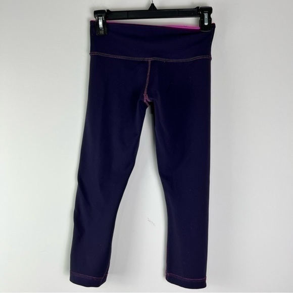 Lululemon capri leggings womens size 4 blue pink reversible - Picture 2 of 7